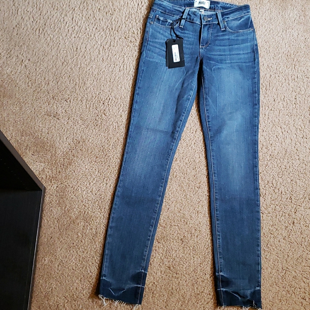 Paige Verdugo Mid Rise Ultra Skinny size 24